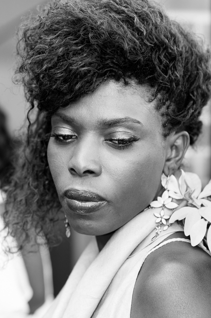 portrait non posé, traité en N&B